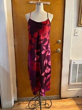 Natori nightgown chemise. Medium
